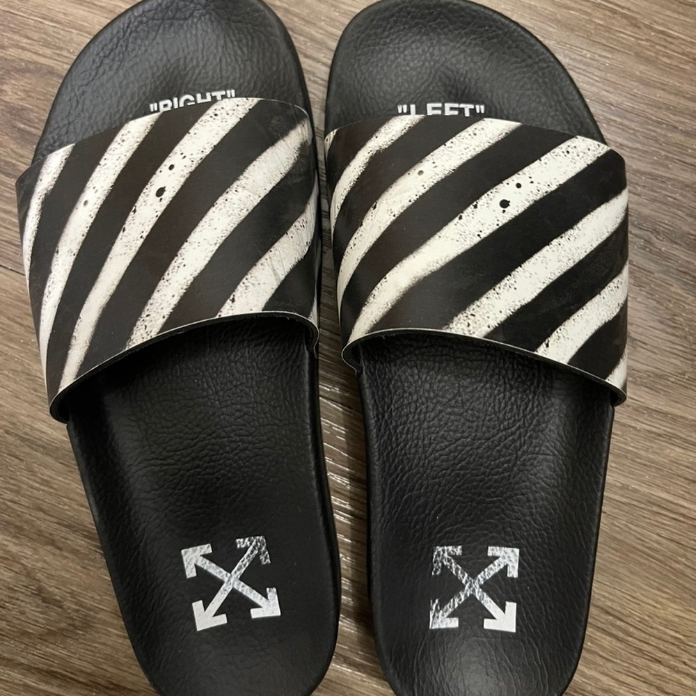 Off-White spray slides